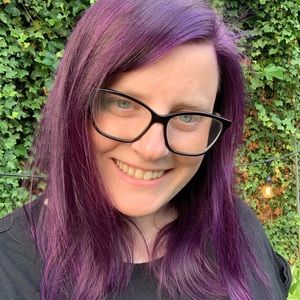 Meet your Posher, Elizabeth